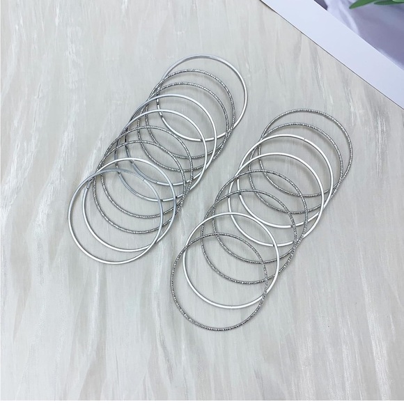 16Pcs Silver Tone Bangle Bracelet Set for Women Multi Layer Stackable - Picture 4 of 6
